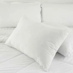 Couette HÔTEL Synthétique Enveloppe 100% Coton