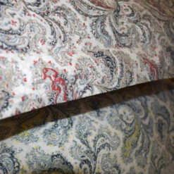 Parure Housse De Couette ESSENTIAL BLU NOTTE 100% Coton 57 Fils/cm² 6 Parure Housse De Couette ESSENTIAL BLU NOTTE 100% Coton 57 Fils/cm² -feuille Soldes Boutique parure housse de couette essential blu notte 1