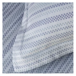 Parure Housse De Couette MANHATTAN BLEU MARINE 100% Satin De Coton 120 Fils/cm² 6 Parure Housse De Couette MANHATTAN BLEU MARINE 100% Satin De Coton 120 Fils/cm² -feuille Soldes Boutique parure housse de couette manhattan marine 1