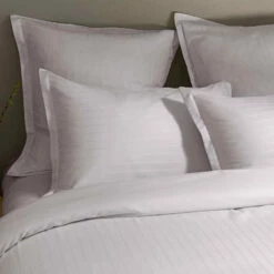 Taie D'Oreiller HARMONIE GRIS PLATINE 100% Satin De Coton 120 Fils/cm²